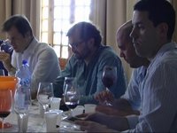 Tast a cegues de la fira Arrels del vi