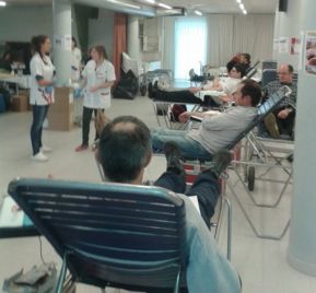 La comunitat àrab participa més que mai a les donacions de sang.