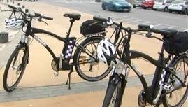 La Policia Local de l'Escala incorpora tres bicicletes elèctriques